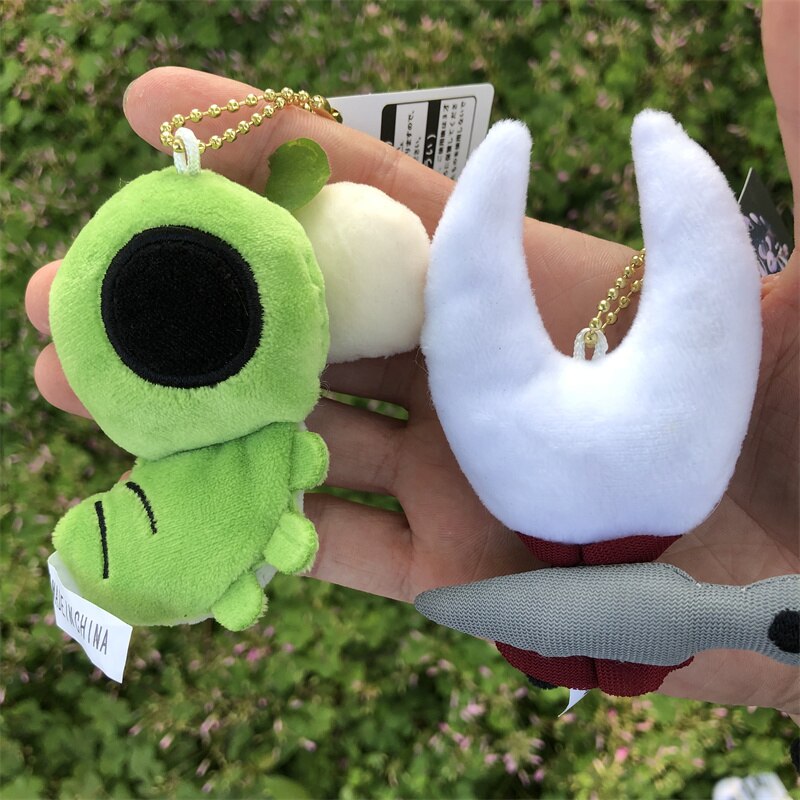 Hollow Knight 'Grub' Keyring Metal Keychain