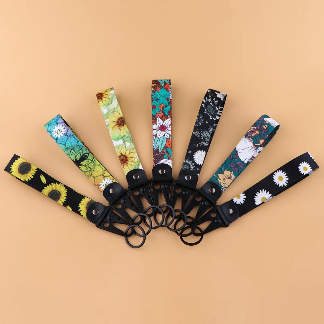 White Daisy Sunflower Wrist Lanyard Keychain with Keyring Clip