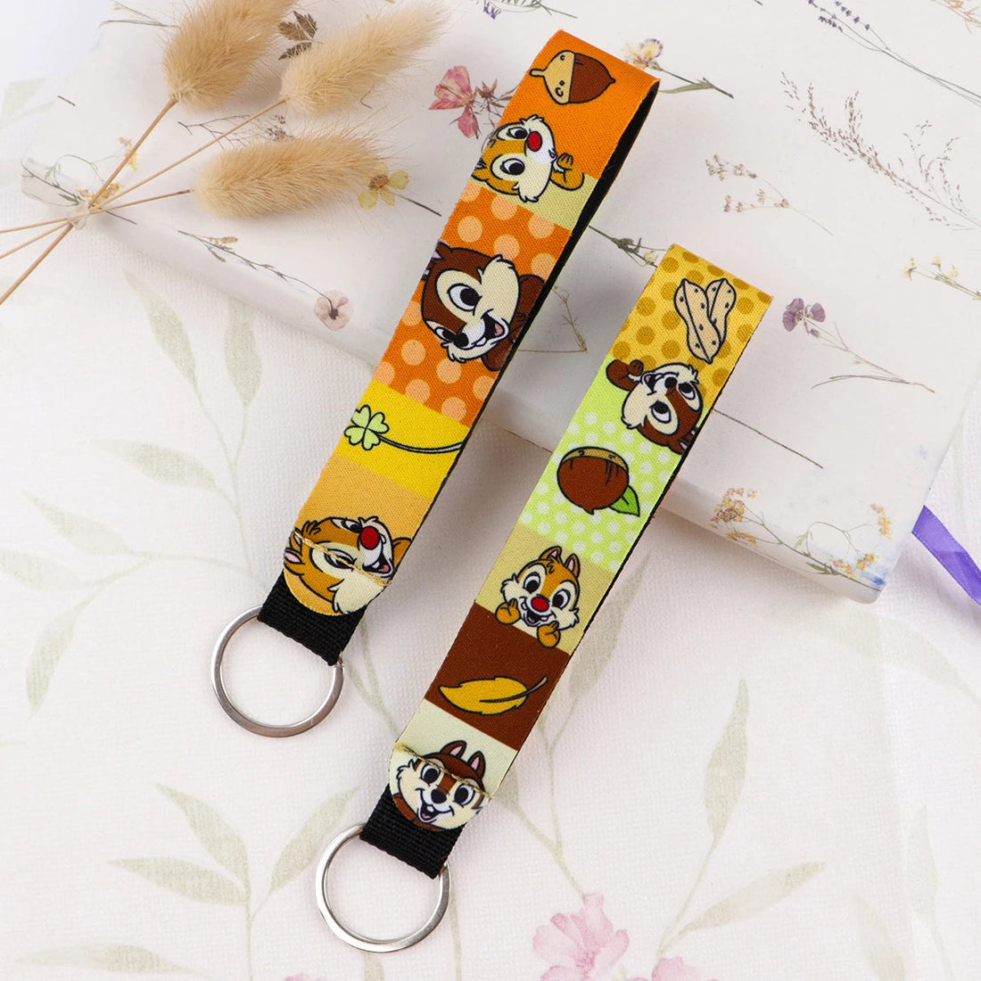 Chip ‘N’ Dale ‘Brothers ' Wrist Lanyard Keyring Clip Keychain