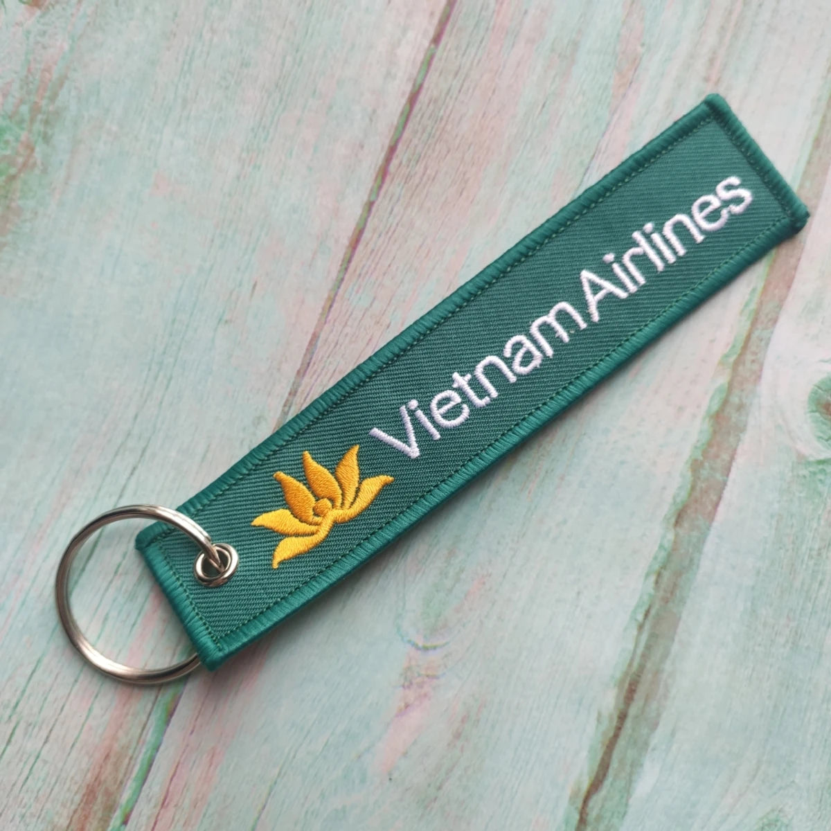 Airlines 'VIETNAM AIRLINES' Embroidered Keychain