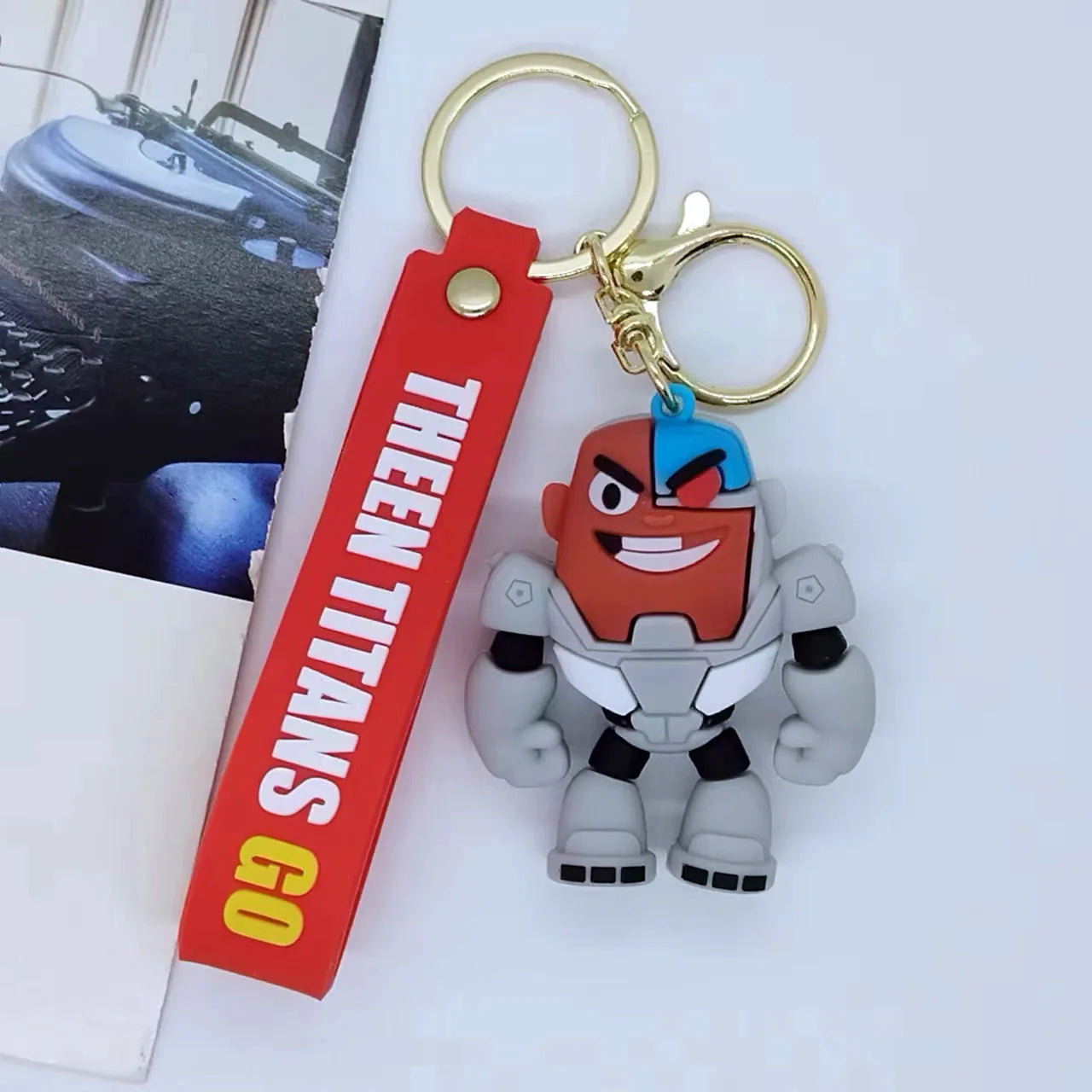 Teen Titans Go 'Cyborg' Keyring Silicone Keychain